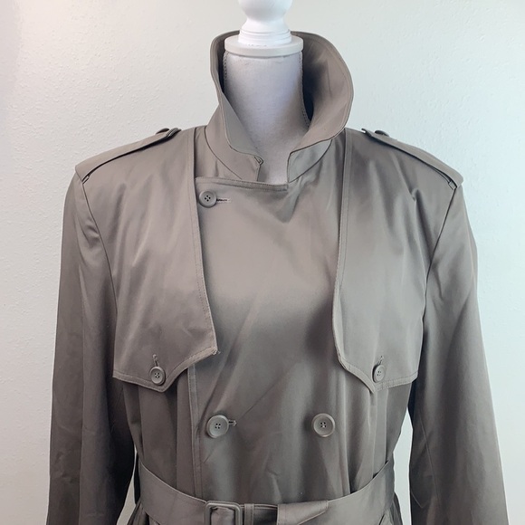 London Fog Towne twilltrench coat spring / winter, warm zip out liner EUC - Picture 5 of 14